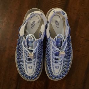 EUC Keen Uneek women’s sandals